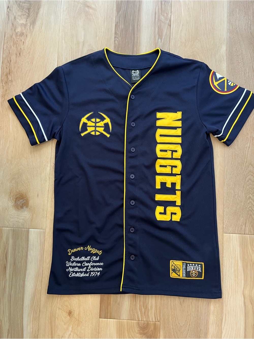 Ultra Game Denver Nuggets Basketball Button-Up Jersey Shirt Blue/Yellow S